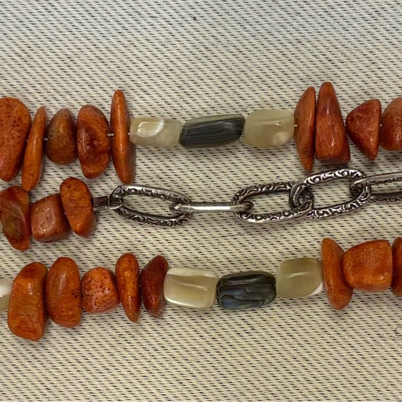 Silpada Retired Coral and Abalone Bracelet, Earring and Necklace Set - Picture 4 of 8